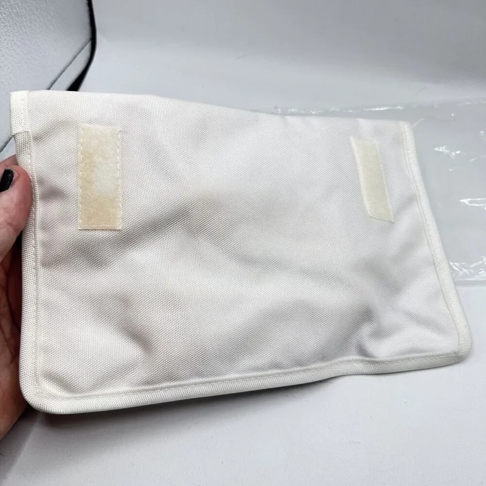 NEW VINTAGE British Airways Sky Flyers children's Bag amenity kit Bag Deadstock